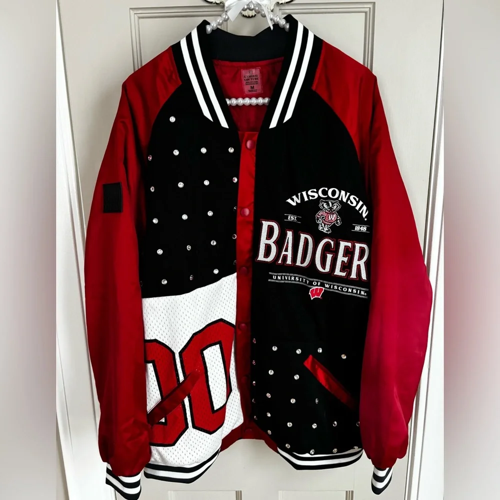 Gameday Couture Wisconsin Badgers bomber jacket size medium NWT - Picture 1 of 3
